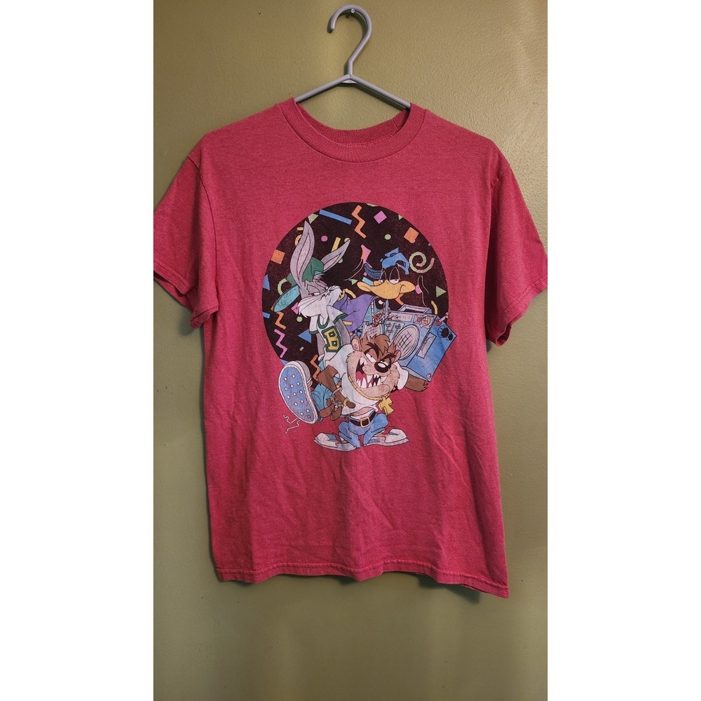 VINTAGE LOONEY TUNES HIP HOP ‎ RAP SHIRT BUGS DAFFY & TAZ RED MED GHETTOBLASTER